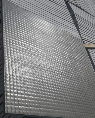 270-316X393_INTERIOR-LEFT-1-Acadian-Black